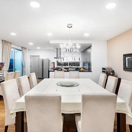 Casa Com Vista Para O Mar * פוז דו ארליו